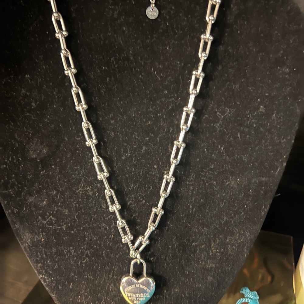 Tiffany & Co. Graduated Link Necklace w/ Return to Tiffany Heart Padlock no box - Picture 2 of 8